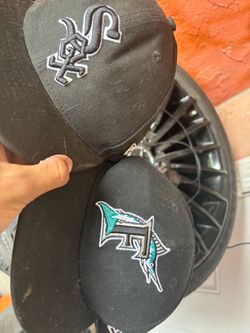MLB Fitted Hats Lot of 2 – White Sox & Marlins