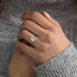 DIAMOND MOISSANITE RING