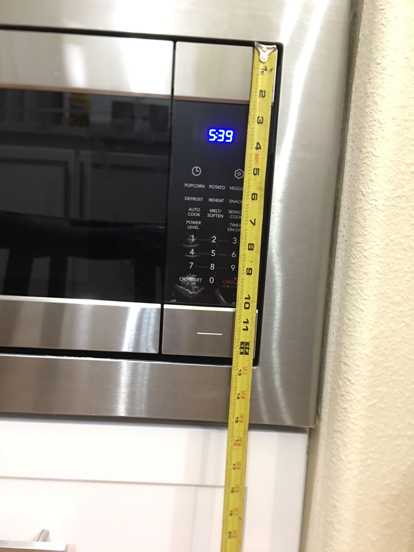 Frigidaire Microwave Trim Kit for Sale in Bothell, WA OfferUp