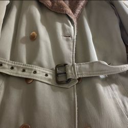 Brooks Brothers Women’s Shearling-Lined Trench Coat – Excellent Condition ($275 OBO)