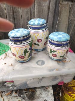 Porcelain Containers