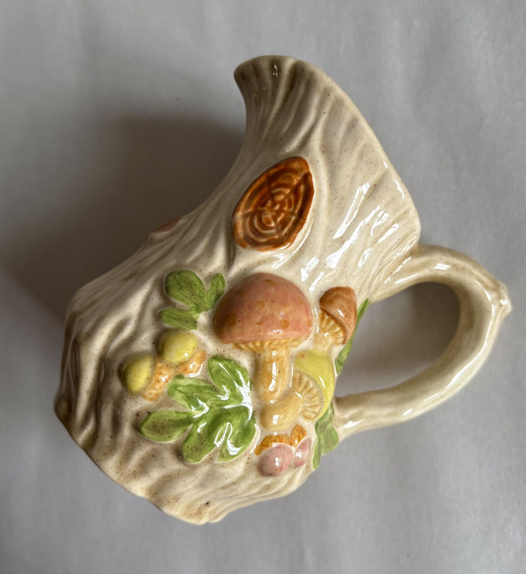 Vintage 14-oz 1970s Mushroom Creamer