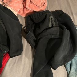 Nike Tech Sweats Medium