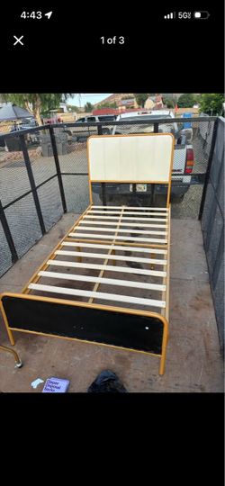 Twin bed frame