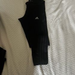 Black Capri Yoga Pant