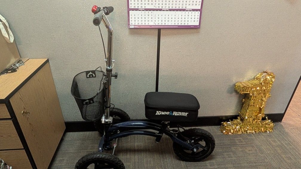 Knee Scooter