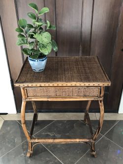 Rattan table