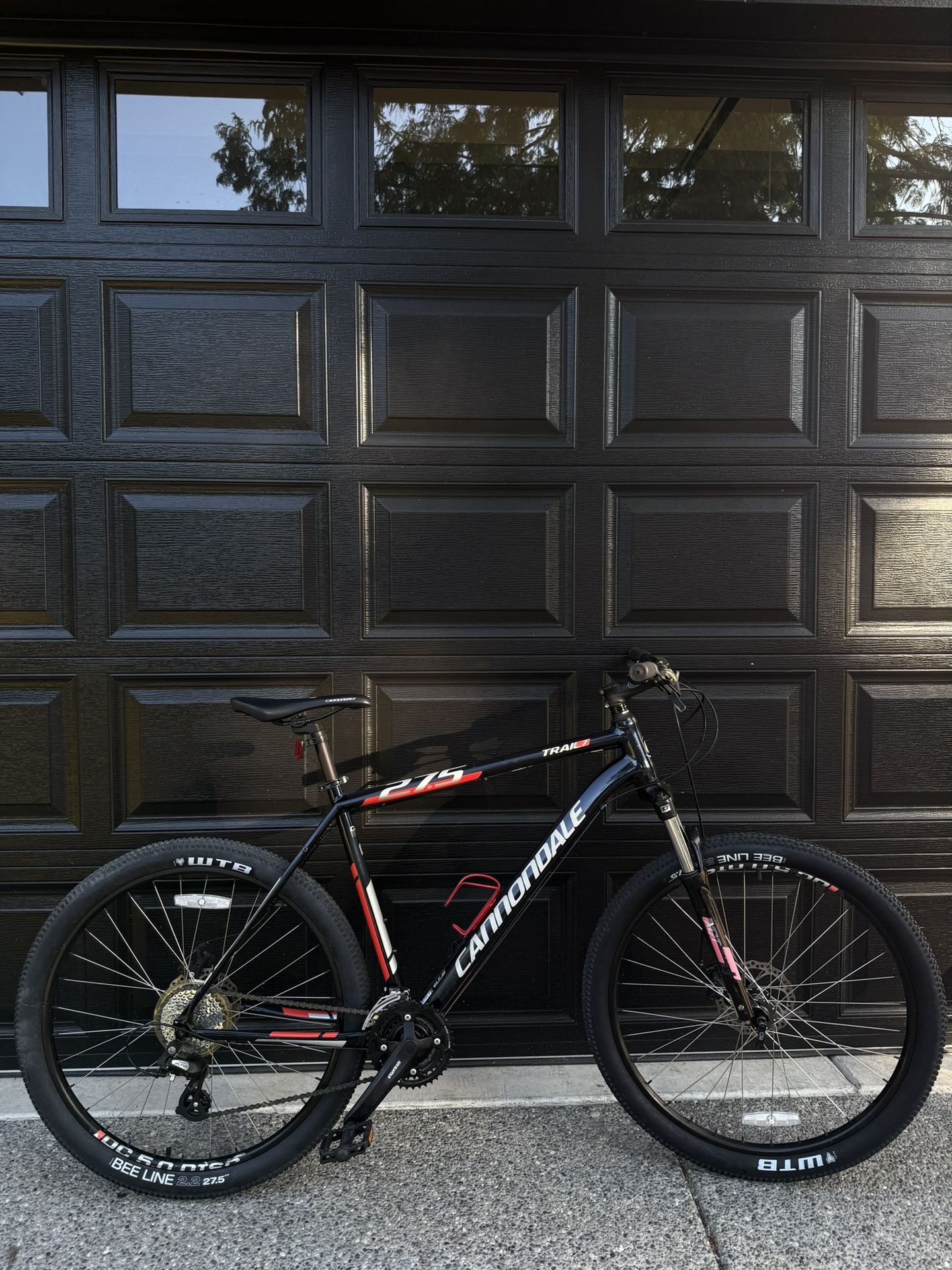 Cannondale Trail 7 Mountain Bike 27.5”