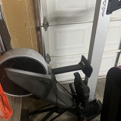 Velocity Elite Series Rower - Free