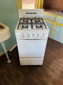 Amana 20-inch Gas Range Stove - Great Condition!