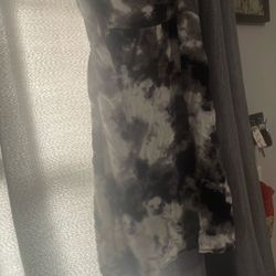 2  Dresses Size M 7-10 Womens 