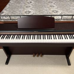 Roland HP101 Digital piano