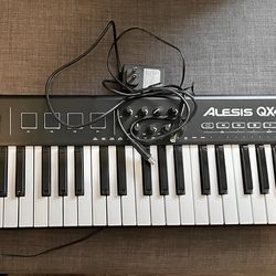 Keyboard ALESIS QX49