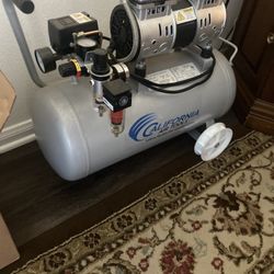 Used Air compressor 
