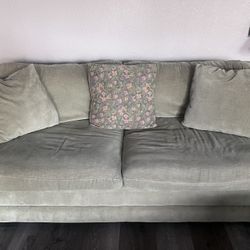 Bassett Oversized Couch, Loveseat, Chair, And Ottoman 