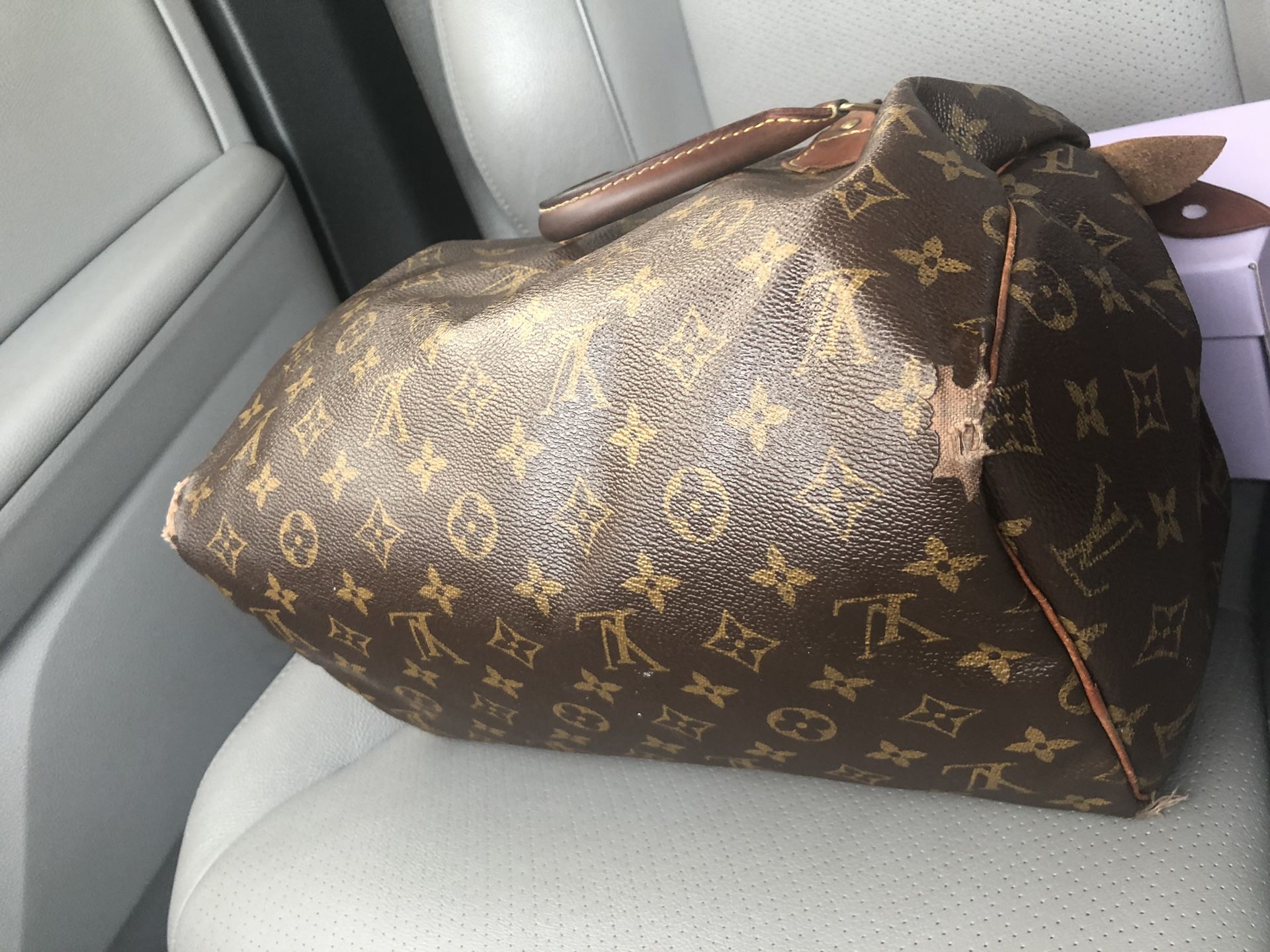 Louis Vuitton bag for sale SERIOUS INQUIRES ONLY