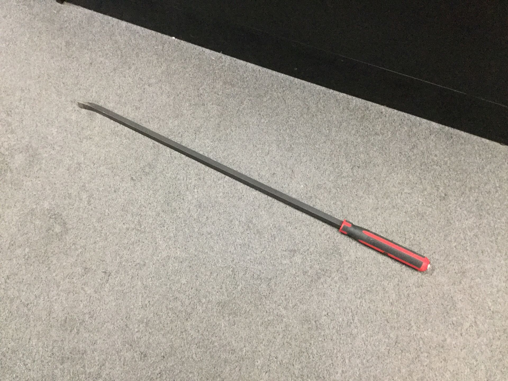 Mac Tools Comfort Handle Curved Head Pry Bar 42” CPB42R for Sale in