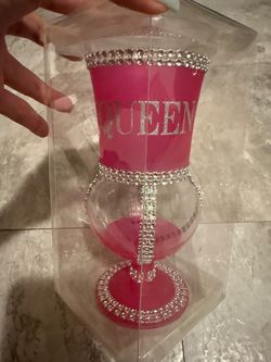 Queen cup