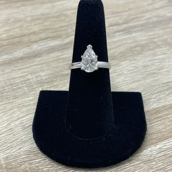14K 2.02 VS1 D Color Pear Shaped Lab Diamond 
