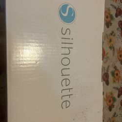 Silhouette Cameo 3