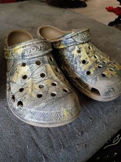 Camo crocs