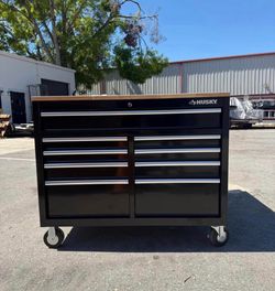 Husky 46” Tool Box (Black)