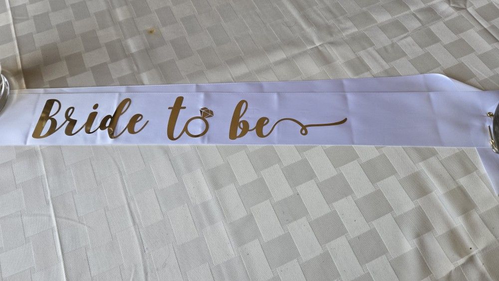 Wedding "BRIDE TO BE" Sash
