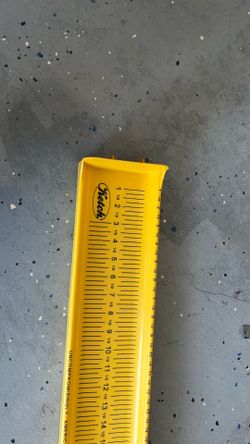 Fishing measure board