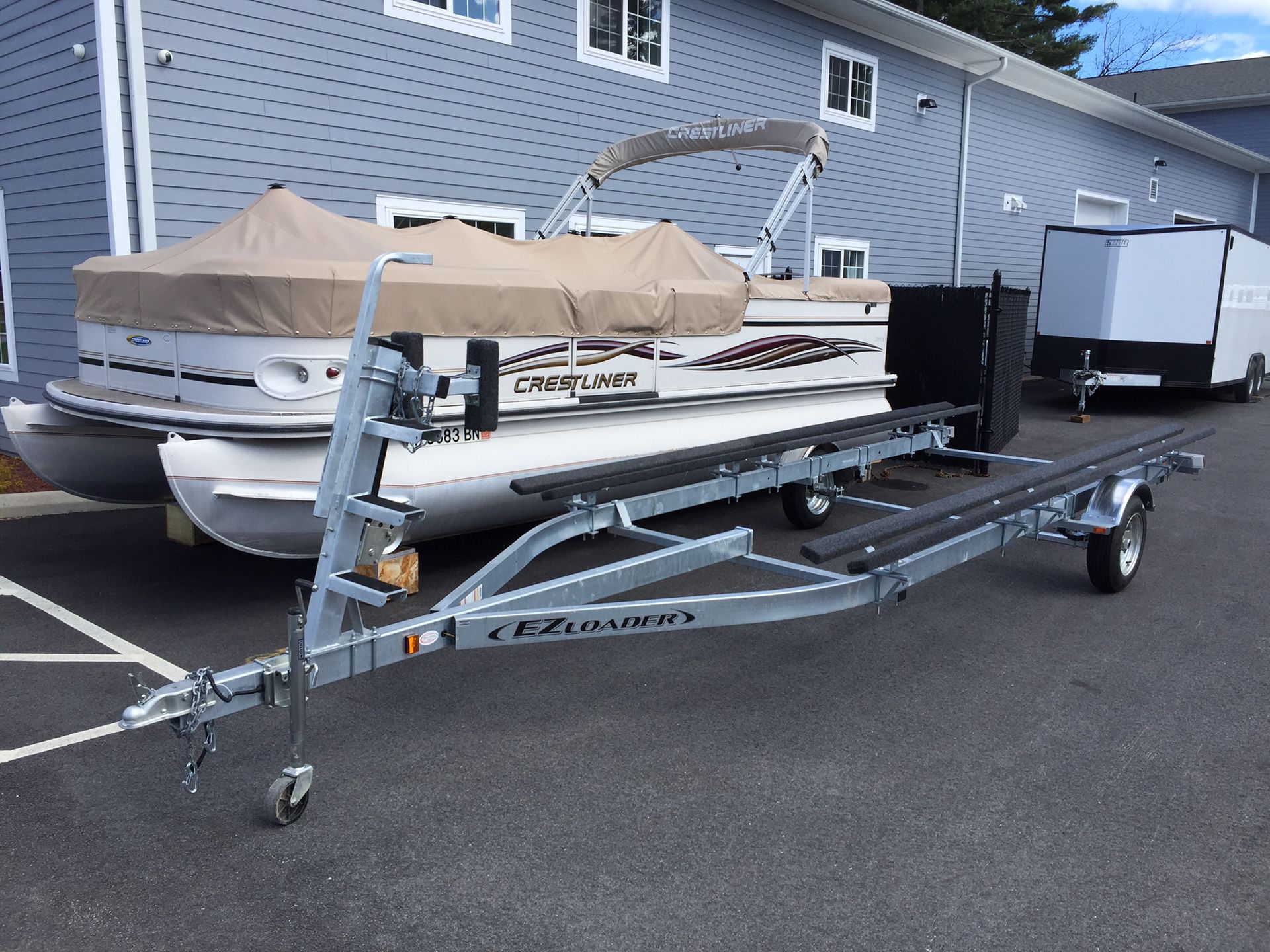 2019 EZ Loader pontoon boat trailer ezp 20-22 2700 will trade