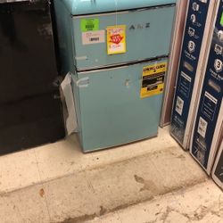 Galanz Mini Fridge