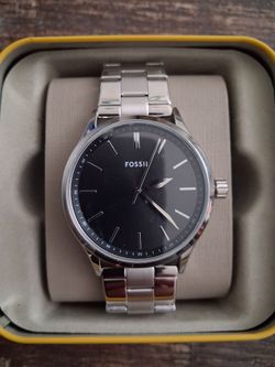 Men's Stainless steel Fossil watch. Brand new.