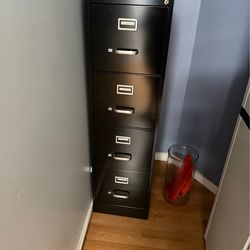 lockable, filing cabinet black HON 4 drawers vertical lockable, filing cabinet in black