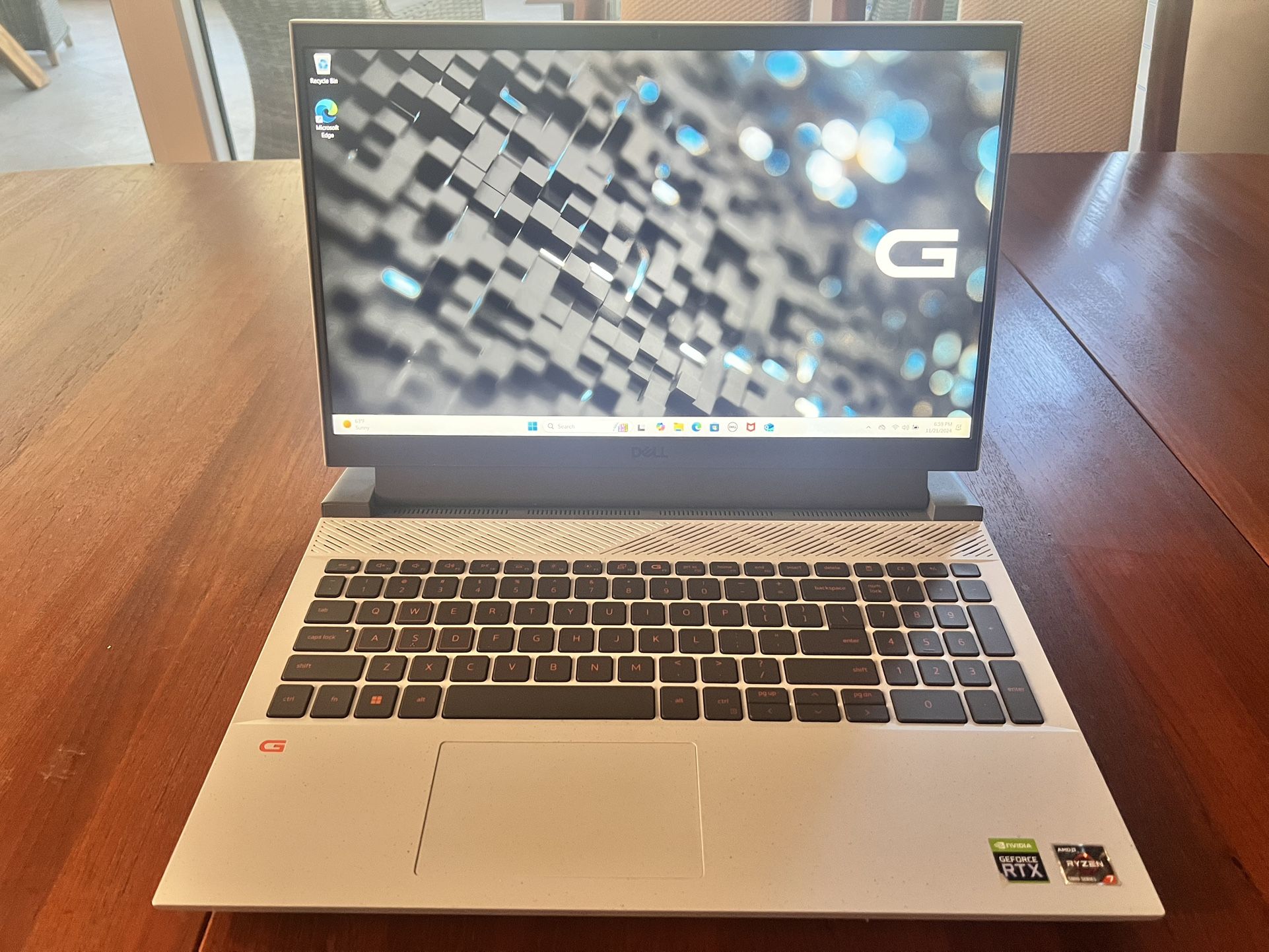 Dell G15RE Gaming laptop