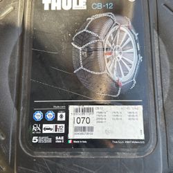 Thule cB-12 New Snow Chains. Fits Size 13, 14, 15, 16, 17 - See Pictures For Exact Sizes.