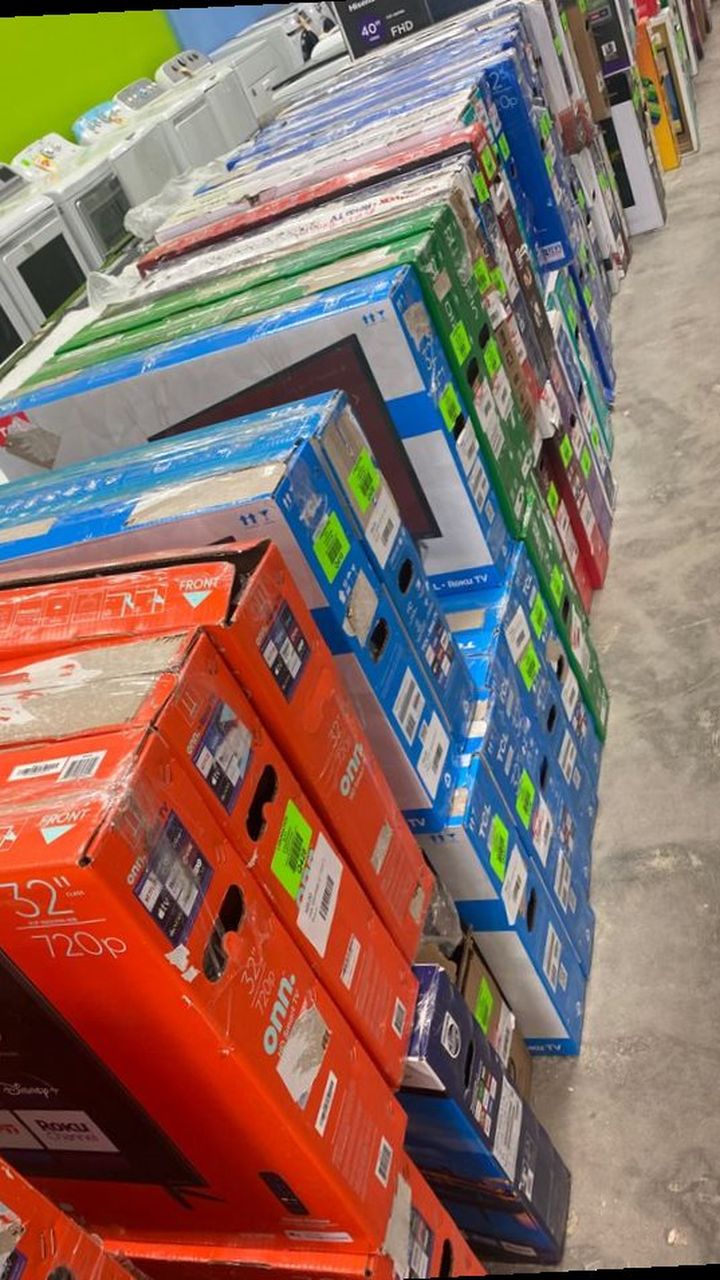 32 inch tv liquidation sale 😎😎😎😎‼️‼️‼️ EO6 M