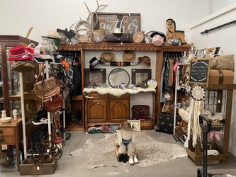 Mall of Peddlers -Mesa- Western