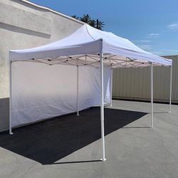 (Brand New) $205 Heavy-Duty EZ Popup Canopy 10x20’ with (2 Sidewalls) Outdoor Gazebo, Carry Bag