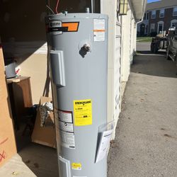 Electric Hot Water Heater/Tank 40 Gallon