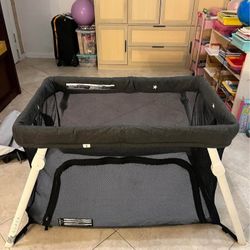 Guava Family
https://offerup.com/redirect/?o=aHR0cHM6Ly93d3cuZ3VhdmFmYW1pbHkuY29t
Lotus Everywhere Travel Crib: Lightweight Travel Crib for Babies