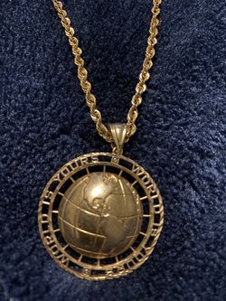 14 To 16 Inch Scarface The World Is Yours Pendant