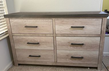 Bedroom set