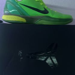 Nike Kobe Grinches 