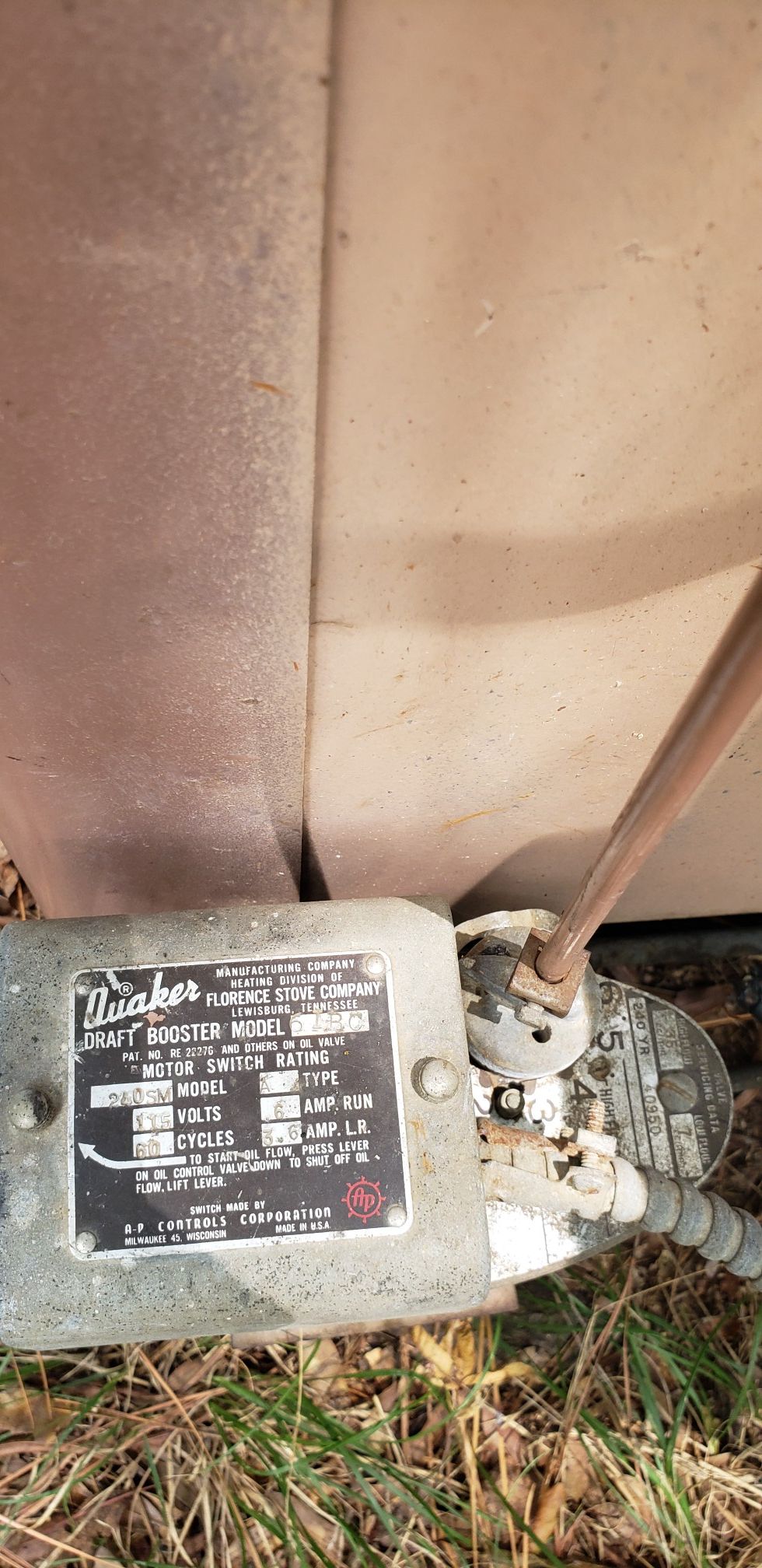 Vintage quaker oil burning stove for Sale in Lake Park, NC - OfferUp