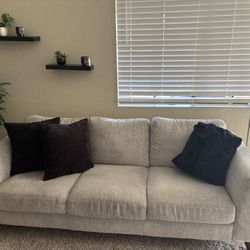 Light Gray Sofa & Loveseat Set – Excellent Condition