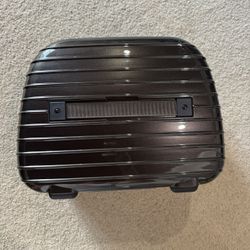 Rimowa Salsa Beauty Case 