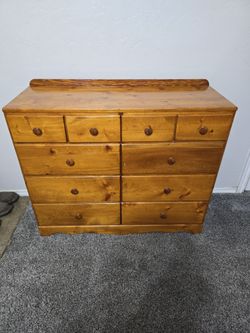 Dresser