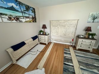 Walter E Smith Bedroom set