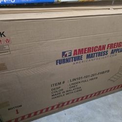 American freight Full Size Bed 
