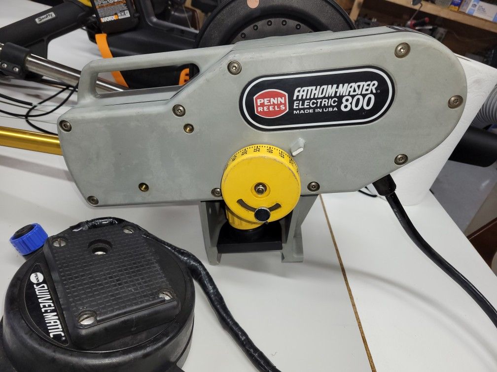 PENN  FATHOM MASTER 800 ELECTRIC  DOWNRIGGER 