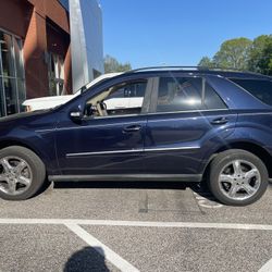 Mercedes ML(contact info removed)